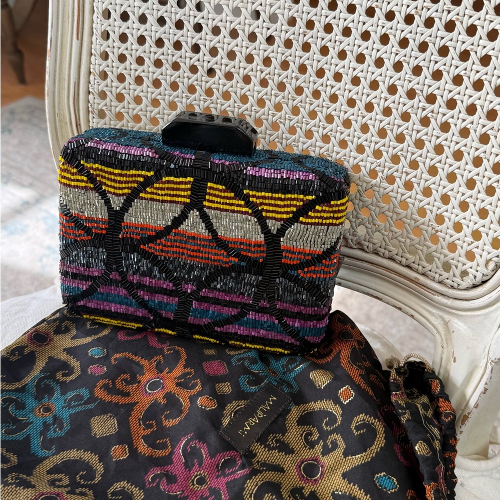 Maliparmi Multicolor Patterned Clutch